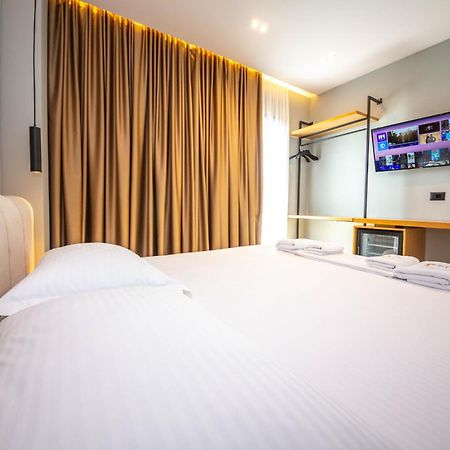 Absolute Hotel Ksamil Luaran gambar