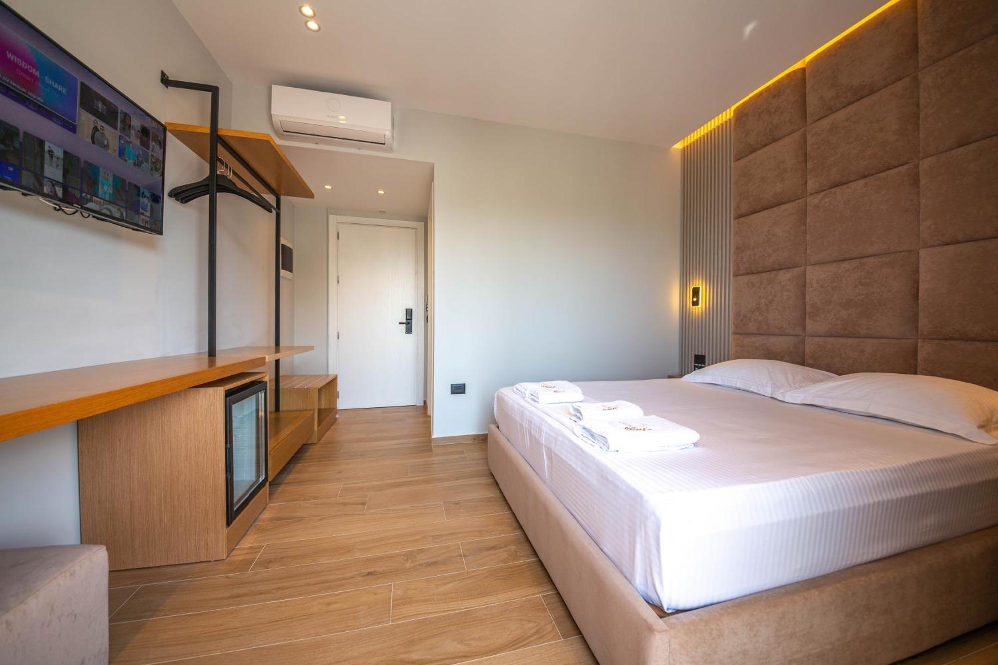Absolute Hotel Ksamil Luaran gambar