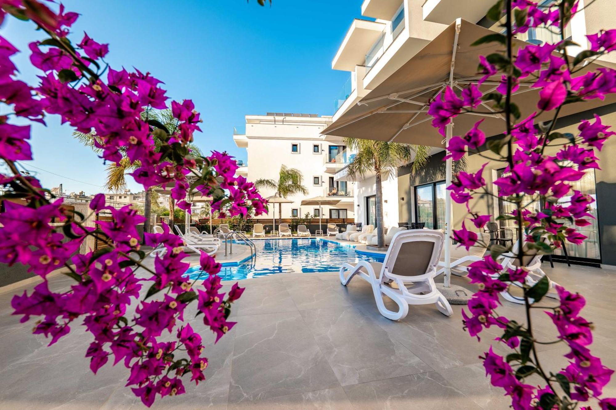 Absolute Hotel Ksamil Luaran gambar